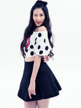 组图：温心春日甜美写真 可爱俏皮少女情怀