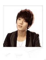 组图：巨星梦想学院单曲即将出炉 内页首度曝光