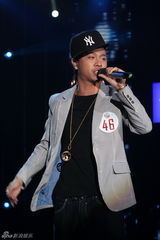 幻灯组图：快男突围赛尾场大玩复活 61强全部诞生