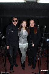 组图：关心妍个唱草蜢做嘉宾 集体现身为演唱会彩排