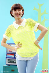 组图：炎亚纶为郭雪芙做心肺复苏 遭粉丝威胁