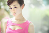 组图：张檬最新夏日写真曝光 尽显清新甜美气质