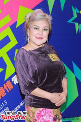 组图：邵音音出席活动 曝陈静过平民生活难开怀