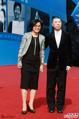 组图：导演协会表彰大会举行 徐峥陶虹恩爱亮相