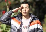 组图：韩国歌手刘胜灿26日服役 开始军队生活