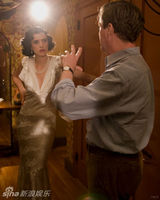 幻灯图：名模阿格妮丝-迪恩首演电影 化身性感名媛