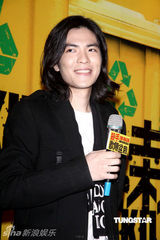 组图：萧敬腾宣布暂别唱片圈 初演电影化身杀手