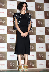 高清组图：韩星权相佑(权相宇)郑丽苑新片《疼痛》媒体首映