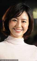 组图：东京电影节开幕群星亮相 小怪兽闹绿毯