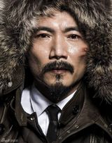 组图：邹兆龙展现代侠士七境 礼行戎驰攻蓄诺