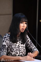 组图：张咪诈骗门沉冤得雪 告举报人侵名誉权