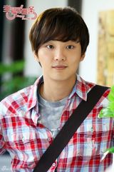 组图：《幸福的面条》尹施允李菲儿做面条秀恩爱