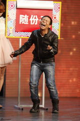 组图：《樱桃》辽视首映 小沈阳力挺妻子秀恩爱