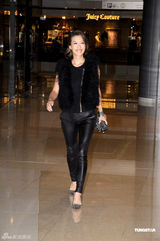 组图：狄波拉办生日派对 谢霆锋张柏芝全家祝寿