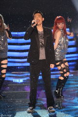 高清图：《天声王牌》五进四 王喜“泪奔”吕一惜败