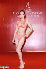 组图：亚姐面试水平参差 评委罗霖要求三高