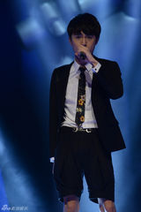 组图：好声音第四场学员曝光 东北女汉子抢眼