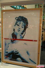 组图：梅妈哭诉将出书曝不满内幕 称感激谭咏麟