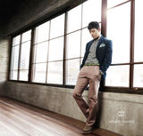 高清组图：韩星高修秋装写真 深邃眼神展柔情魅力