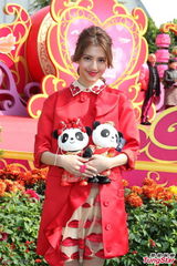 组图：吴千语计划十年后生子 指林峰生育没问题