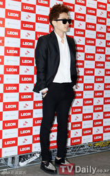 组图：李瑶媛朴施厚等出席时尚杂志创刊派对