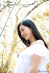 组图：“薇女郎”江疏影写真恬静秀美