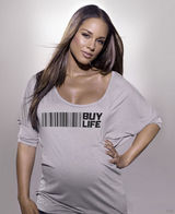 高清图：亚瑟小子等众明星为艾滋儿童义卖T恤