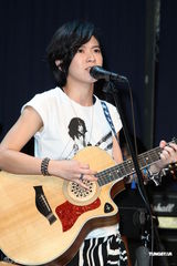 组图：张芸京创作曲公开 同名新专辑将发