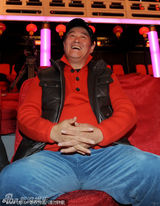 高清：赵本山病愈复出 欲收欧弟侯佩岑当弟子 