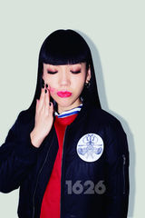 组图：吴莫愁登潮刊封面 摇滚小魔女极尽魅惑