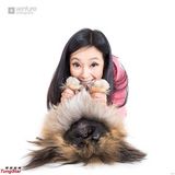 组图：傅明宪相偕郭秀云 携宠物共做慈善