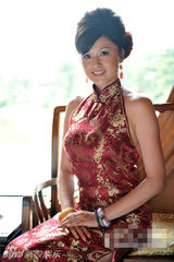 策划：日本女星中国风造型 旗袍团子头贺新春