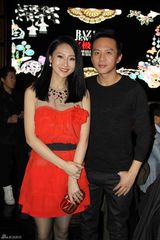 组图：李晨殷桃等出席珠宝晚宴 邓超林鹏见面热聊