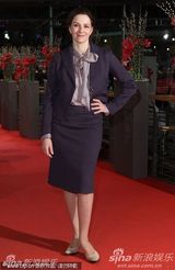 《除了我们还有谁》首映 女星Lena与两男星勾肩搭背