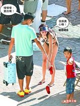 组图：张柏芝三点式与谢霆锋暧昧度假