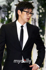 组图：安德烈-金病逝 金喜善元彬等哀悼