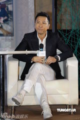 组图：甄子丹欲挑战喜剧片 将回港入组拍摄新戏