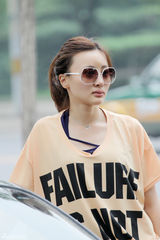 组图：朴树妻现身医院 吴岱凝称生宝宝顺其自然