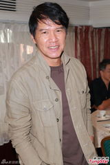 组图：廖启智坦言为牌照事件心情尴尬不平衡