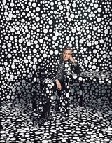 组图：52岁乔治克鲁尼登封面 波点大片另类吸睛