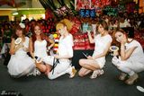 高清组图：Lotte Girls狂欢歌友会 歌迷祝福送大麦