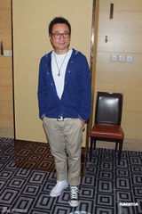 组图：《法政先峰Ⅲ》拍摄完毕 黎耀祥犒劳众人