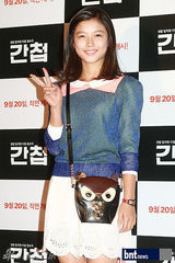 组图：金明敏新片《间谍》首映 金有贞等众星助阵