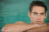 组图：法国泳坛美男展现性感运动魅力