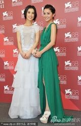 组图：《白蛇》记者会 主演李连杰黄圣依阿Sa(蔡卓妍)聚首