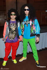 组图：杨千嬅撑场叱咤记者会 多对绯闻情侣同台