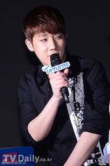 组图：韩团INFINITE暌违10个月携新专辑回归