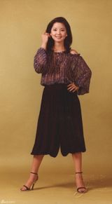 组图：邓丽君气质写真 娇俏少女蜕变巨星