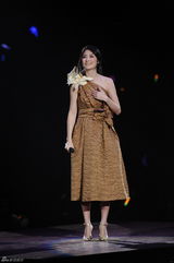 高清组图：刘德华红馆开唱第九场 陈慧琳登台献唱