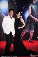 组图：金像红毯比一比 女神们全穿错了！